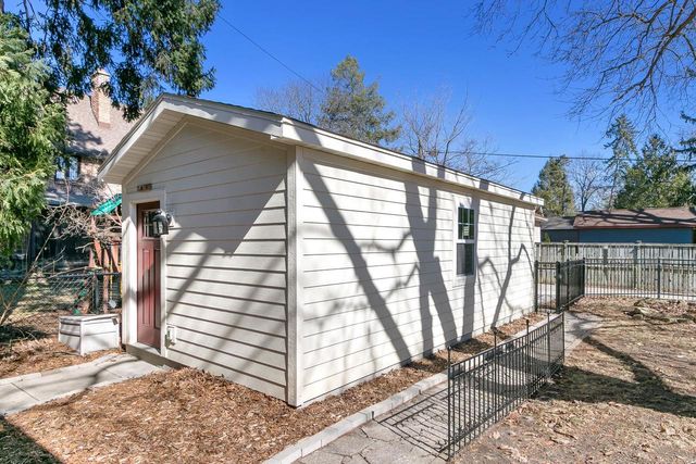 9 S Spooner Street, Madison, WI 53726