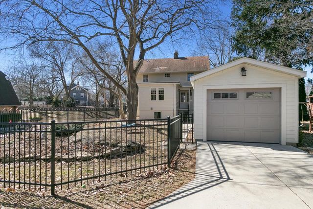 9 S Spooner Street, Madison, WI 53726