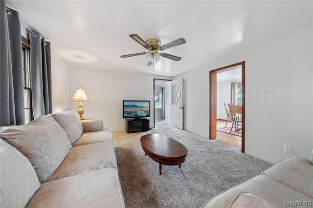 8420 Akron Road, Royalton, NY 14094