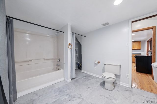 8420 Akron Road, Royalton, NY 14094