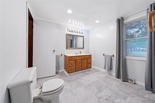 8420 Akron Road, Royalton, NY 14094