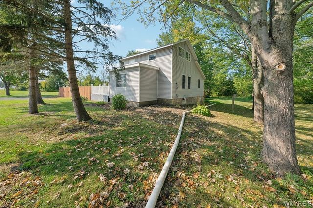 8420 Akron Road, Royalton, NY 14094