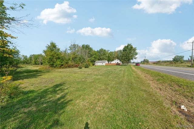 8420 Akron Road, Royalton, NY 14094