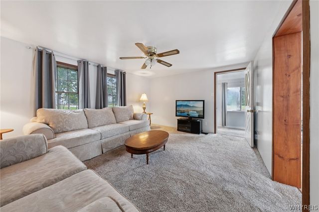 8420 Akron Road, Royalton, NY 14094