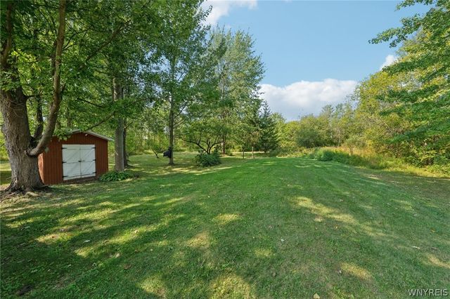 8420 Akron Road, Royalton, NY 14094