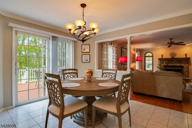 14 Chelsea Dr, Jefferson Twp., NJ 07438