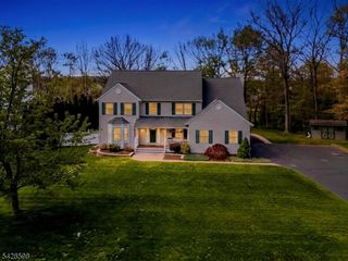 14 Chelsea Dr, Jefferson Twp., NJ 07438