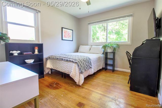29505 Minton Street, Livonia, MI 48150