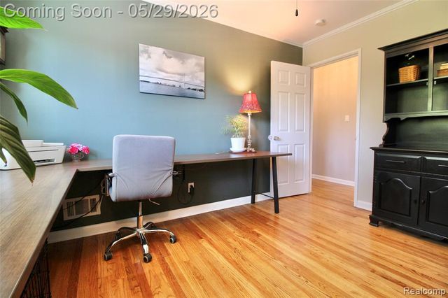 29505 Minton Street, Livonia, MI 48150