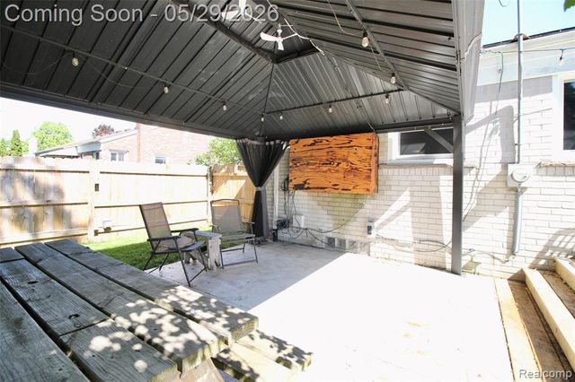 29505 Minton Street, Livonia, MI 48150
