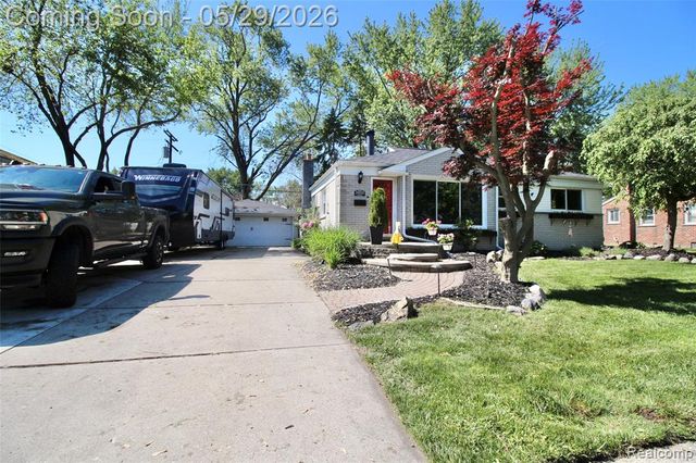 29505 Minton Street, Livonia, MI 48150