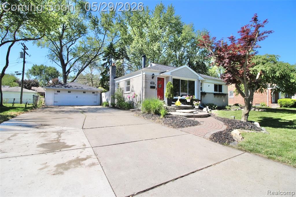 29505 Minton Street, Livonia, MI 48150
