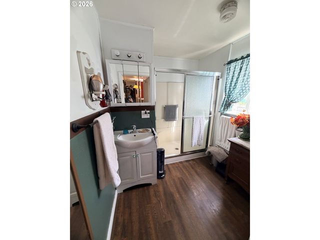 1009 FIR Ave, Reedsport, OR 97467