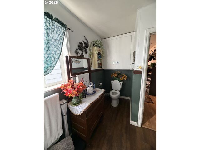 1009 FIR Ave, Reedsport, OR 97467