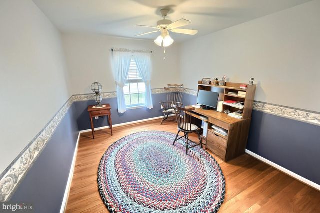 29 LOTTIE LN, New Oxford, PA 17350
