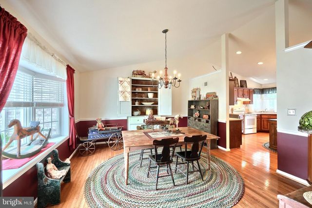 29 LOTTIE LN, New Oxford, PA 17350