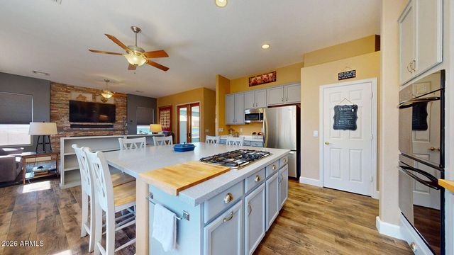 3341 E Isabella Avenue, Mesa, AZ 85204