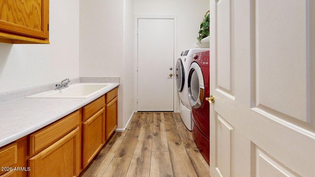 3341 E Isabella Avenue, Mesa, AZ 85204