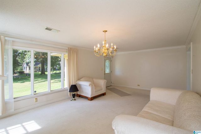 902 7TH AVENUE, Midfield, AL 35228