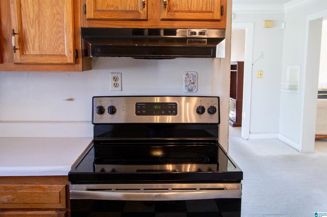 902 7TH AVENUE, Midfield, AL 35228