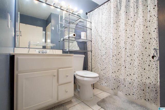 902 7TH AVENUE, Midfield, AL 35228