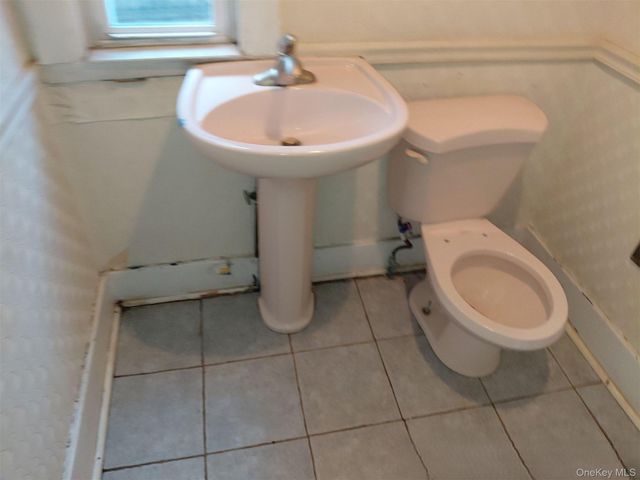 211 Egmont Avenue, Mount Vernon, NY 10553