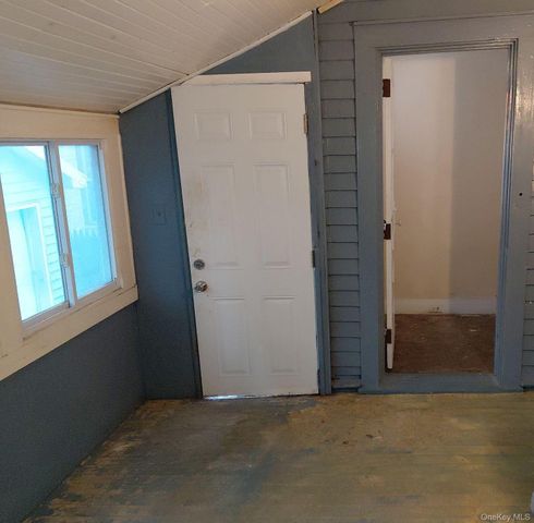 211 Egmont Avenue, Mount Vernon, NY 10553