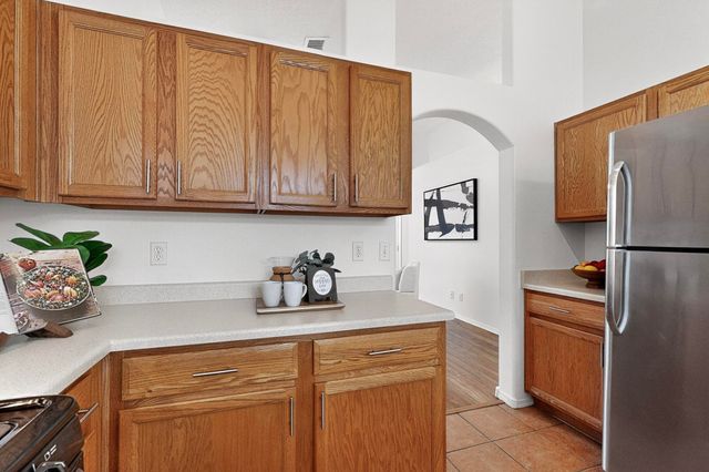 612 Lone River Trail SW, Albuquerque, NM 87121