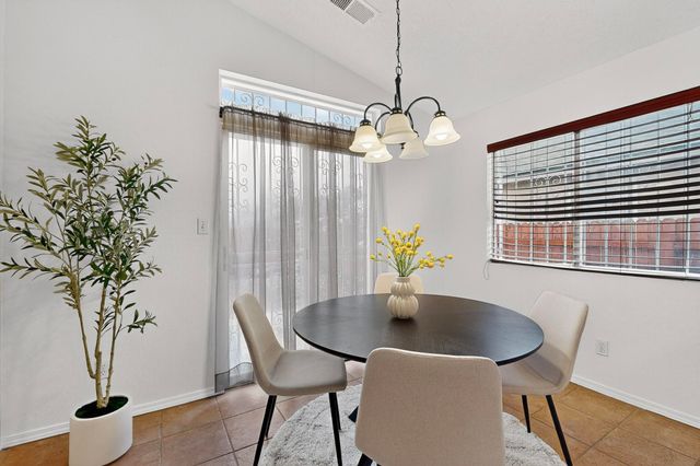 612 Lone River Trail SW, Albuquerque, NM 87121