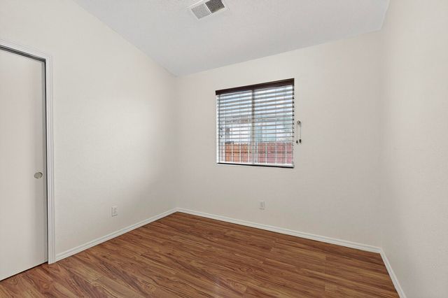 612 Lone River Trail SW, Albuquerque, NM 87121