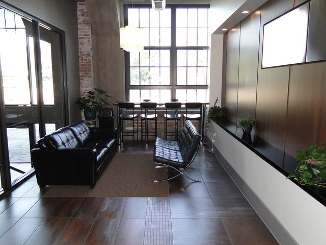 3963 W BELMONT Avenue 230, Chicago, IL 60618