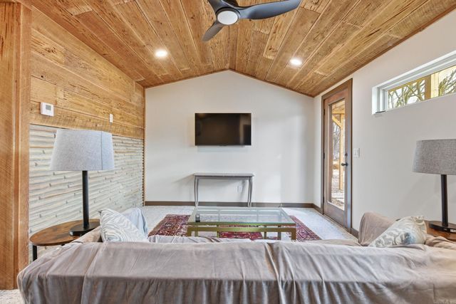 128 Dickson Drive, Little Rock, AR 72207