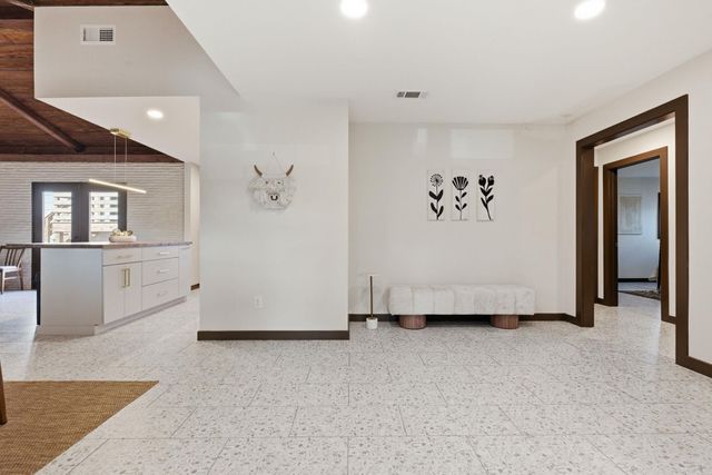 128 Dickson Drive, Little Rock, AR 72207