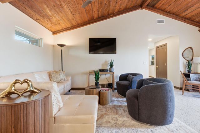 128 Dickson Drive, Little Rock, AR 72207