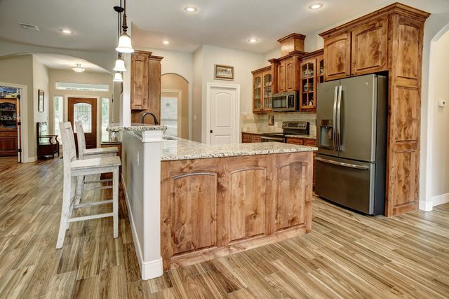 115 Mesquite CV, Bastrop, TX 78602