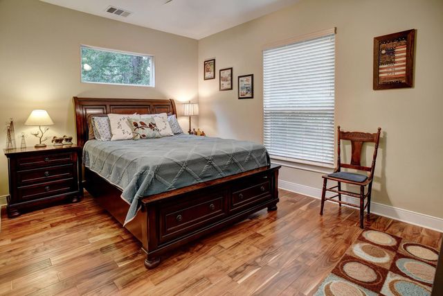 115 Mesquite CV, Bastrop, TX 78602