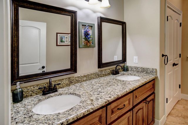 115 Mesquite CV, Bastrop, TX 78602