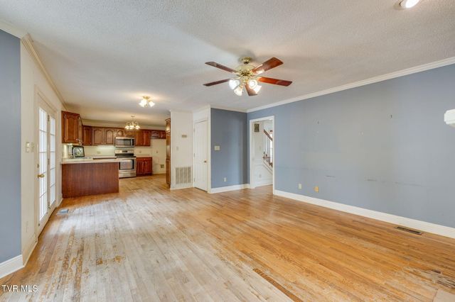 704 Ridgefields Road, Kingsport, TN 37660