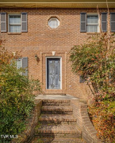 704 Ridgefields Road, Kingsport, TN 37660