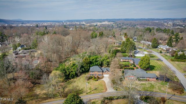 704 Ridgefields Road, Kingsport, TN 37660