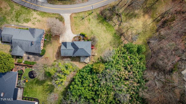 704 Ridgefields Road, Kingsport, TN 37660