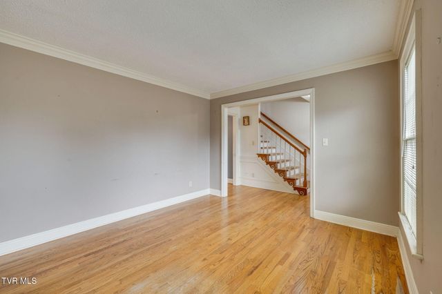 704 Ridgefields Road, Kingsport, TN 37660