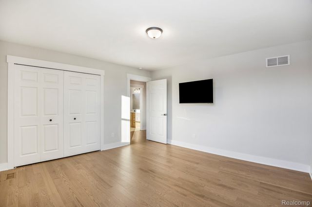 13280 Demil Drive, Romeo Village, MI 48065