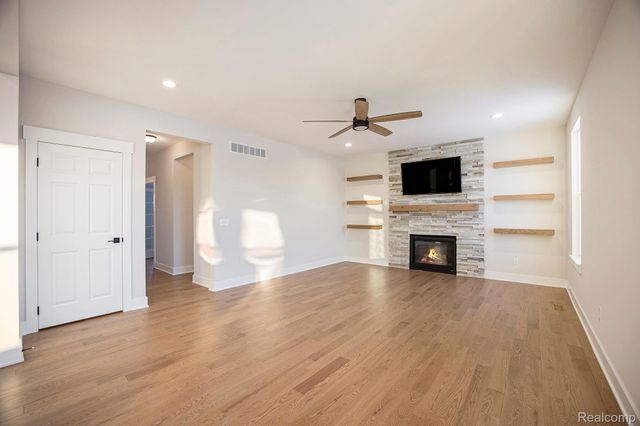 13280 Demil Drive, Romeo Village, MI 48065