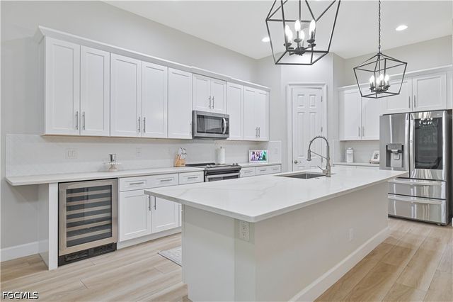 12760 Seaside Key CT, North Fort Myers, FL 33903