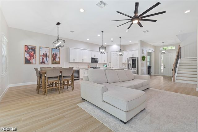 12760 Seaside Key CT, North Fort Myers, FL 33903