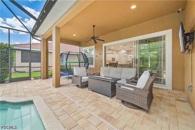 12760 Seaside Key CT, North Fort Myers, FL 33903