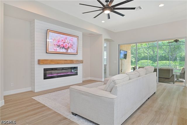 12760 Seaside Key CT, North Fort Myers, FL 33903