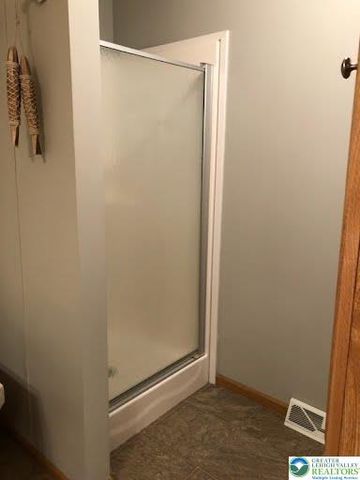 4905 Cedar Grove, Bangor Boro, PA 18013