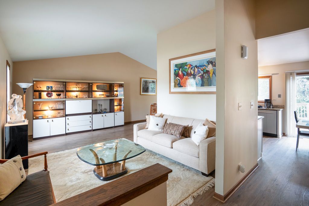 1100 Gail Drive, Buffalo Grove, IL 60089 — photo 3